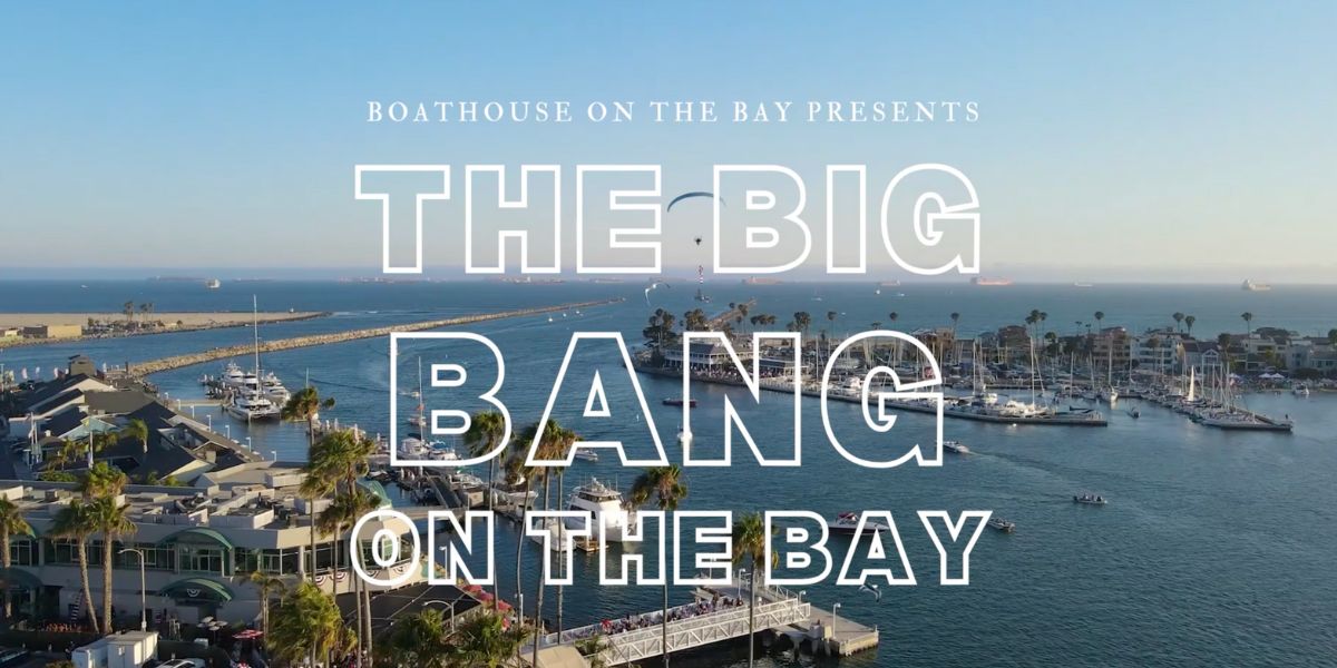 Fireworks over Alamitos Bay during Big Bang on the Bay